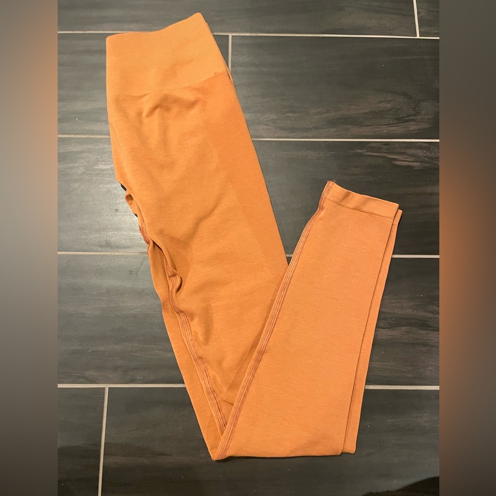 Alphalete amplify leggings